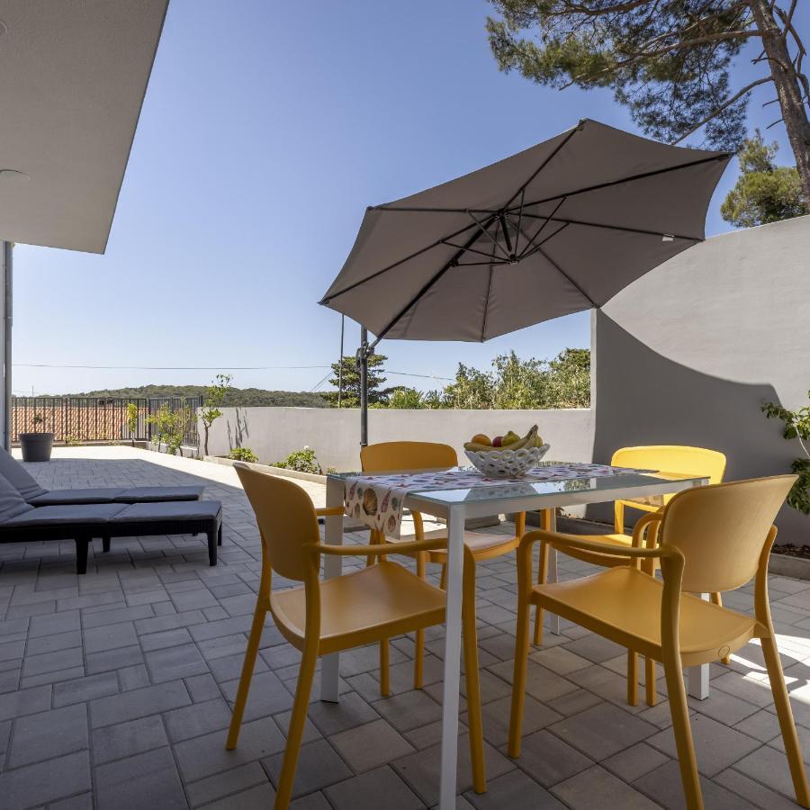 Apartments Losinj Sunset Mali Lošinj Exterior foto
